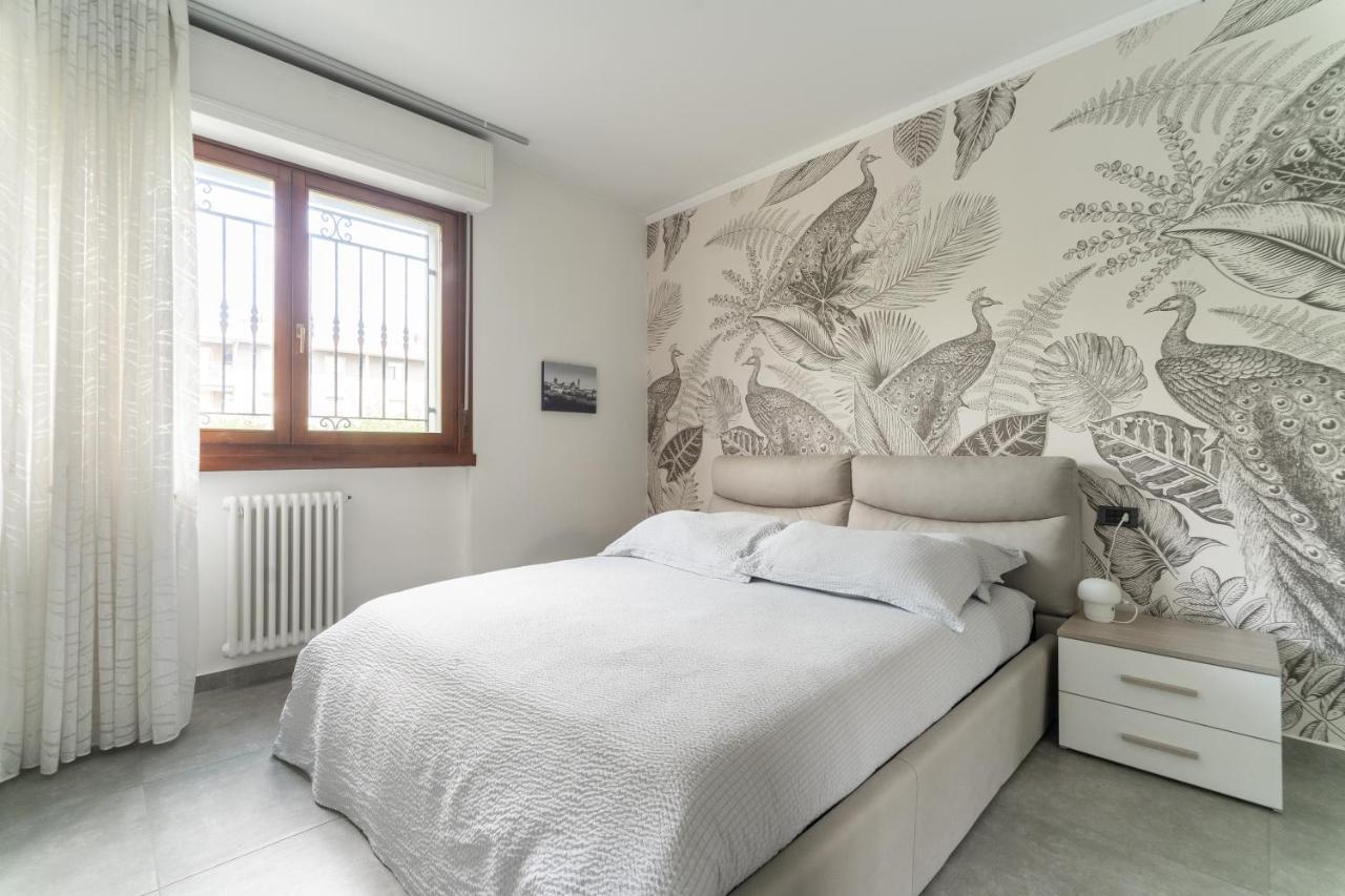 Oasis Luxury - A.C/Terrace/2Bedrooms Bergamo Eksteriør bilde
