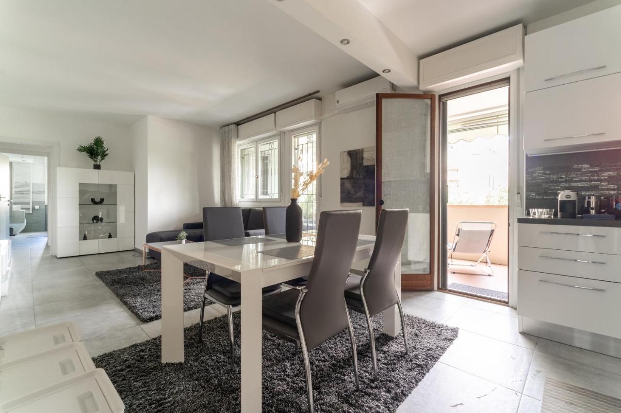 Oasis Luxury - A.C/Terrace/2Bedrooms Bergamo Eksteriør bilde