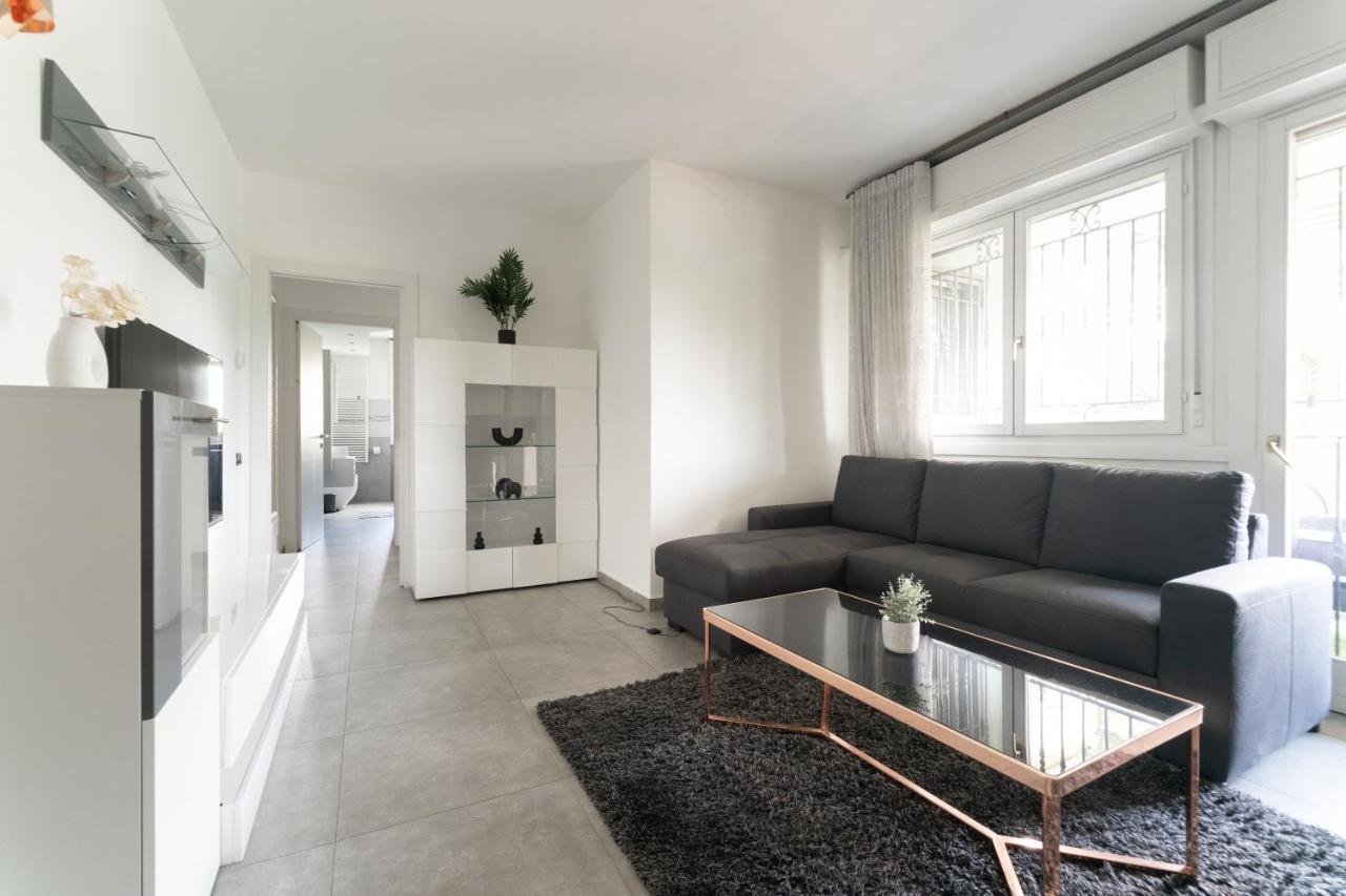 Oasis Luxury - A.C/Terrace/2Bedrooms Bergamo Eksteriør bilde